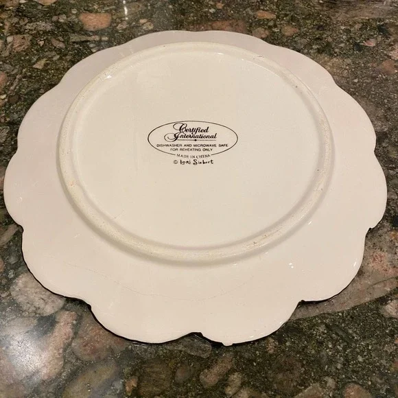 Halloween Trick or Treat Plate - Picture 2 of 2